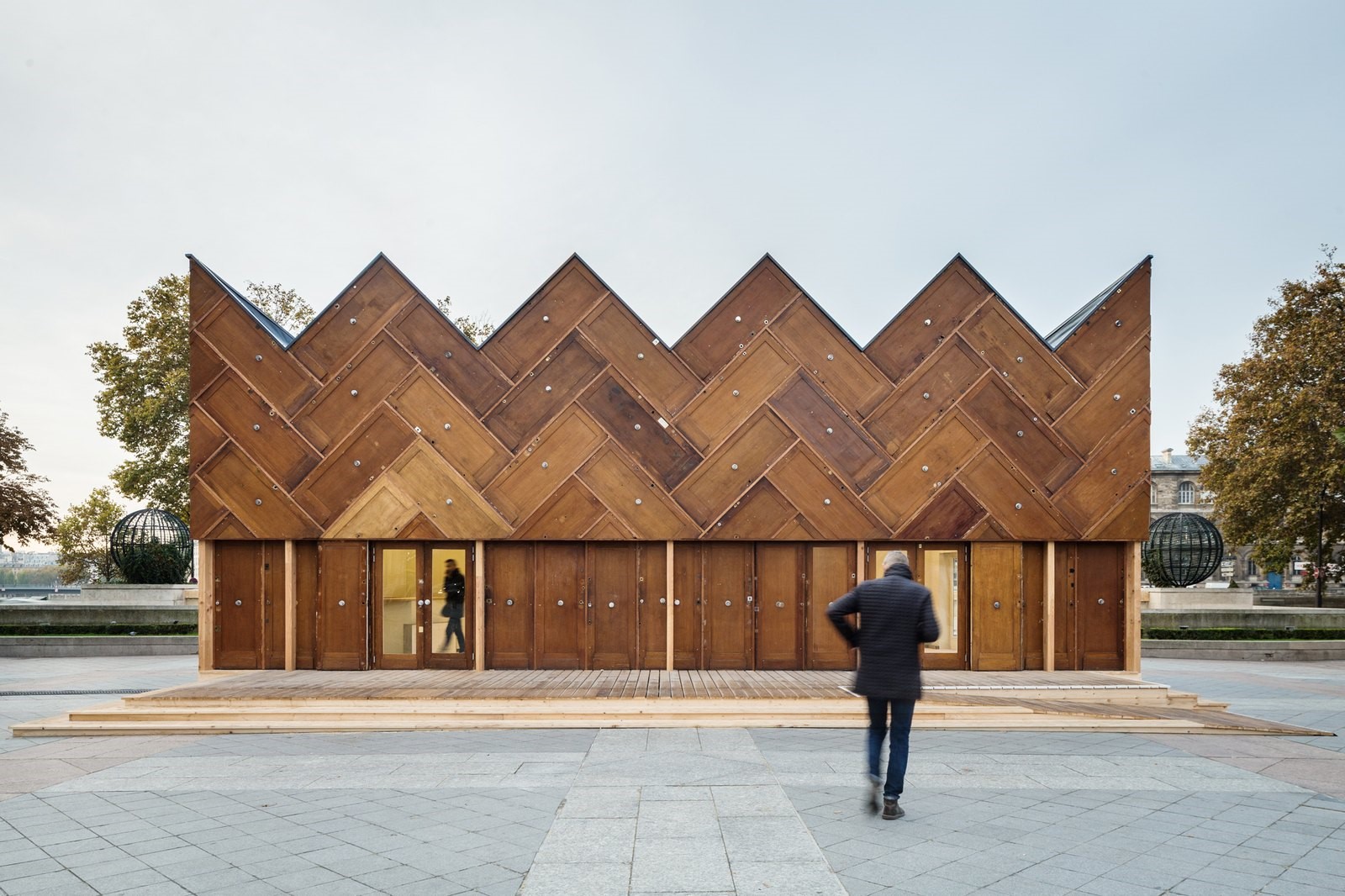 pavillon circulaire - réemploi de matériaux